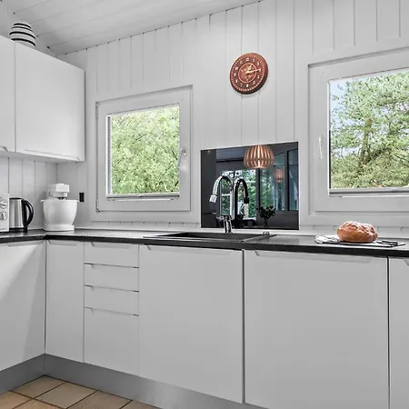 Holiday home 4 Bedroom Amazing In Norre Nebel