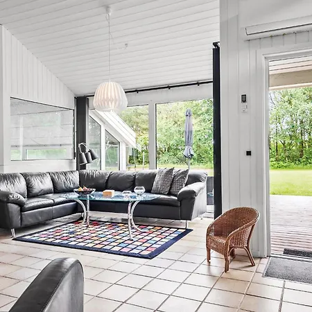 4 Bedroom Amazing In Feriehus Nørre Nebel