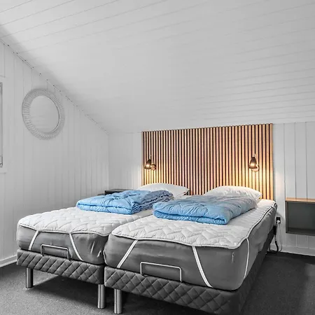 4 Bedroom Amazing In Holiday home Norre Nebel