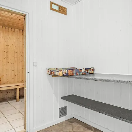 Holiday home 4 Bedroom Amazing In Norre Nebel