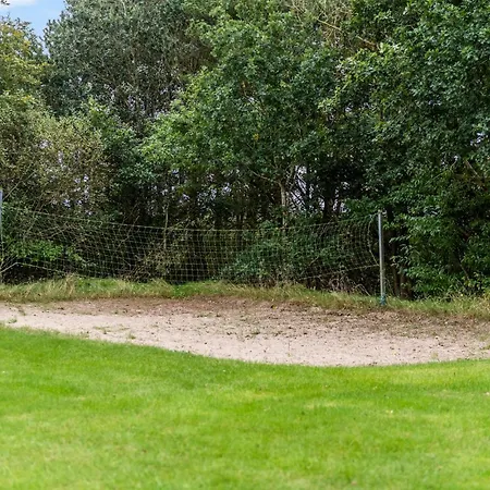 Holiday home 4 Bedroom Amazing In *