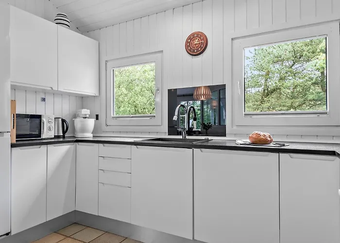 Vakantiehuis 4 Bedroom Amazing In Nørre Nebel