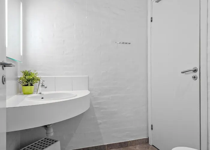 4 Bedroom Amazing In Vakantiehuis