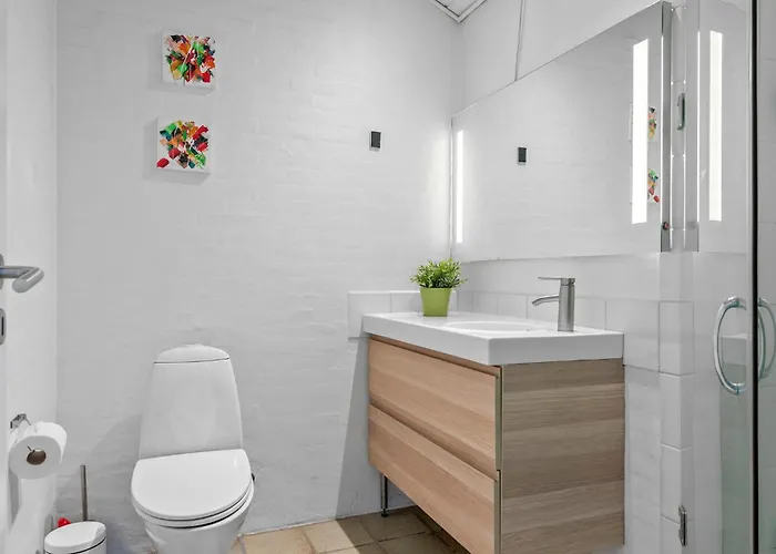 Vakantiehuis 4 Bedroom Amazing In Nørre Nebel